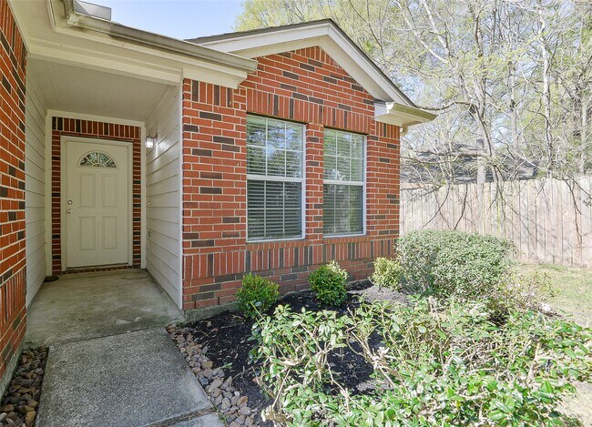 Building Photo - 2825 Woodspring Forest Dr