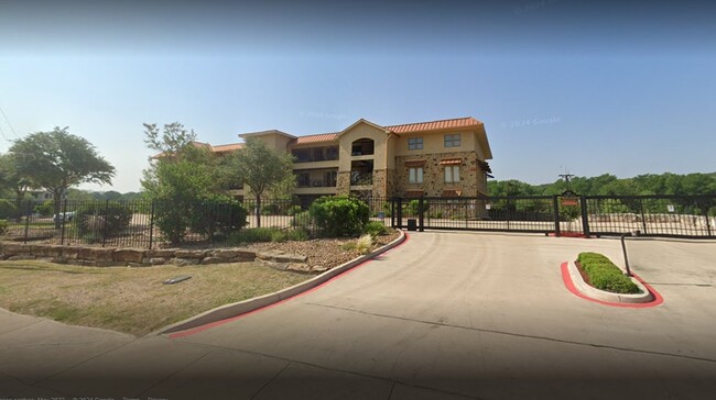 Building Photo - 521 Guadalupe St