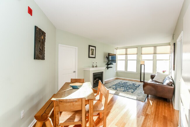 Living Room - 715 6th St NW
