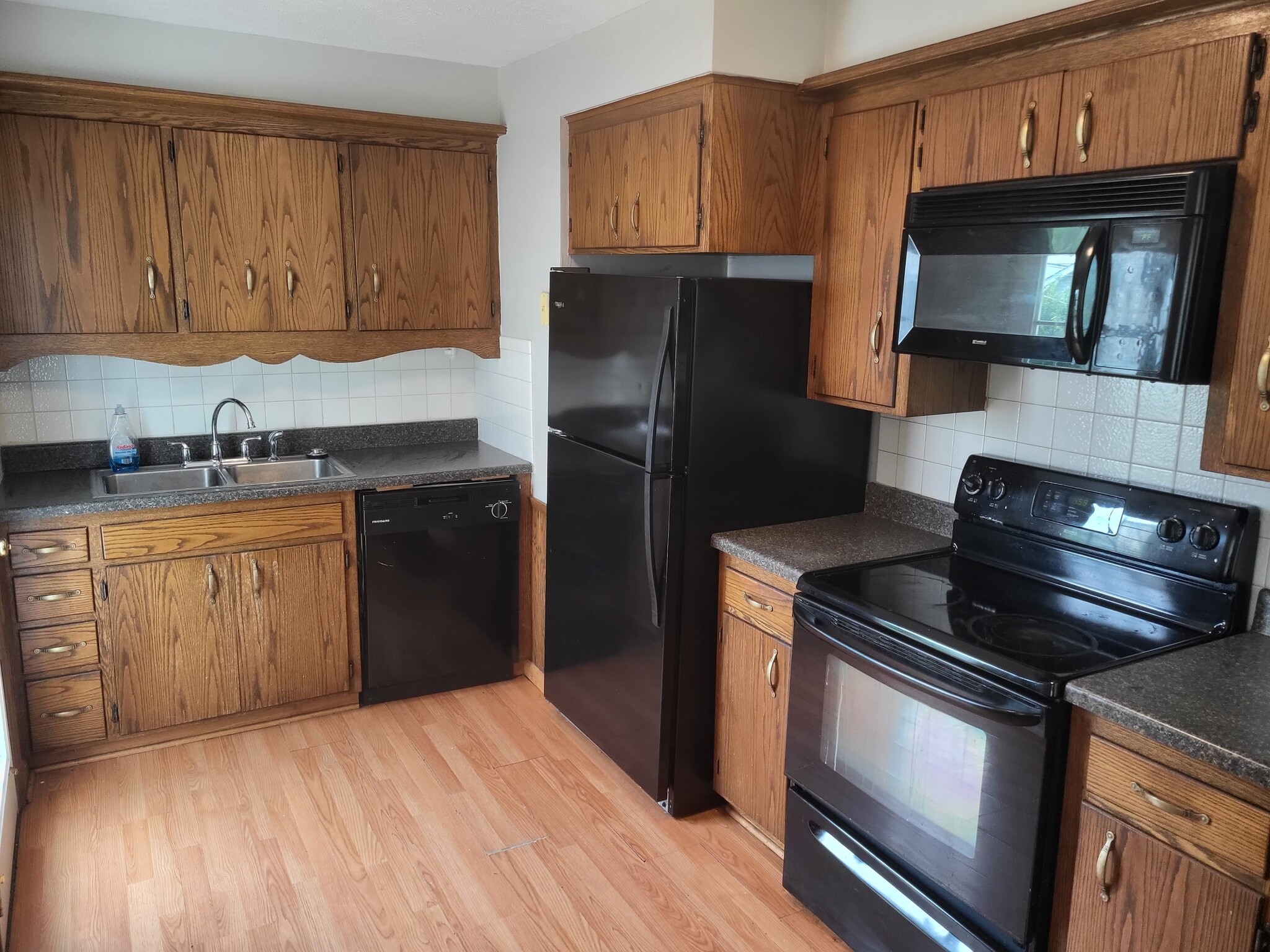 Kitchen - 3449 Beulah Rd