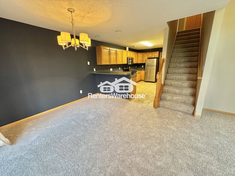 Building Photo - 17119 Eastwood Ave