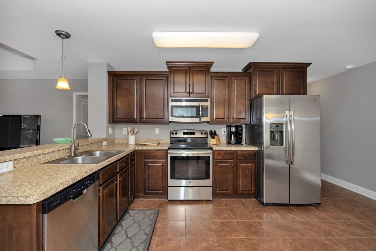 Building Photo - 314 Harbor Glen Dr SW