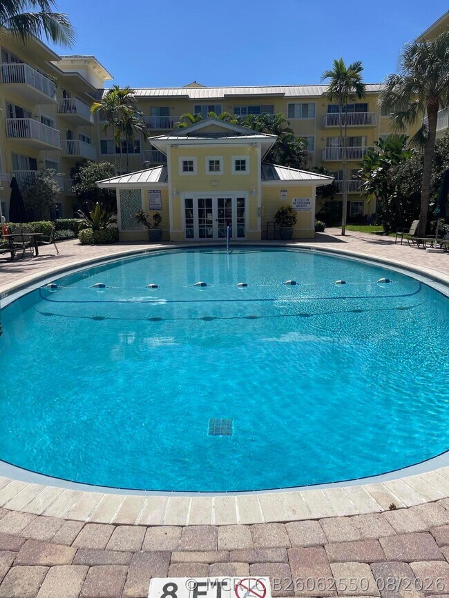 Building Photo - 1515 E Broward Blvd