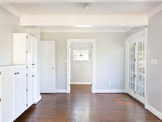 Building Photo - 1524 Brookside Ave