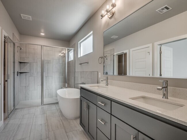 Building Photo - Beautiful Home in Edmond/Oklahoma City