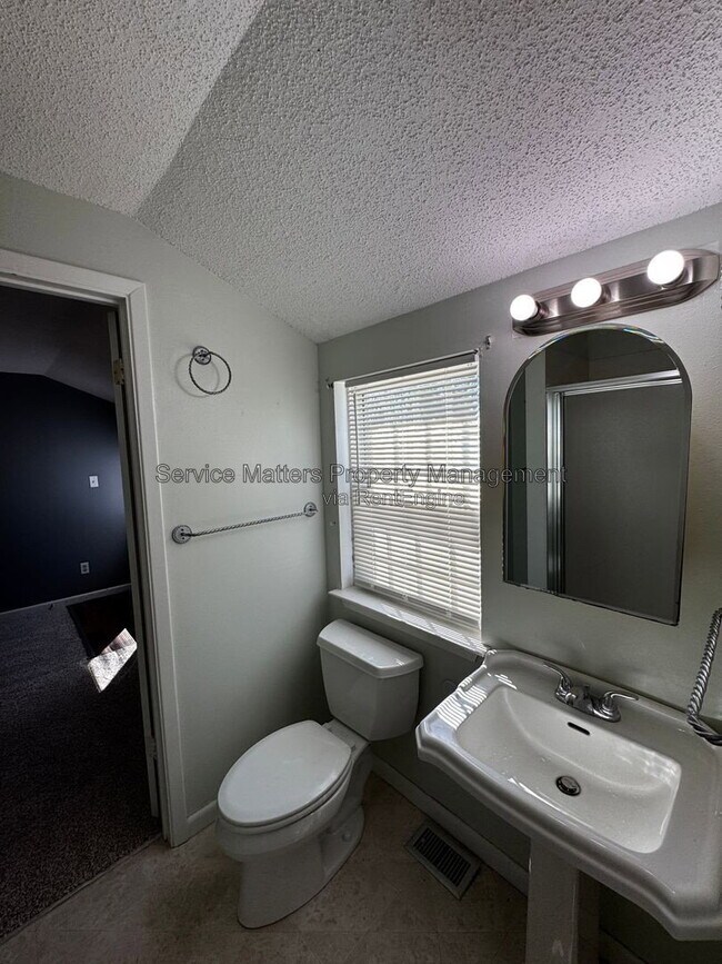 Building Photo - 1708 Briza Del Mar Dr
