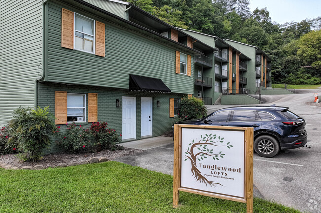 Building Photo - Tanglewood Lofts