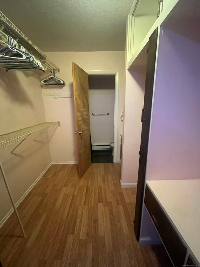 Building Photo - 72 Buddington Rd