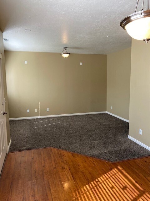 Building Photo - 514 W 1490 N