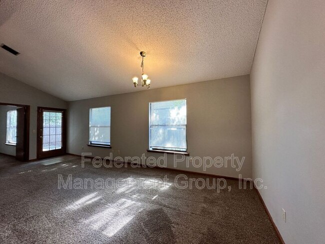 Building Photo - 3834 Windridge Ct