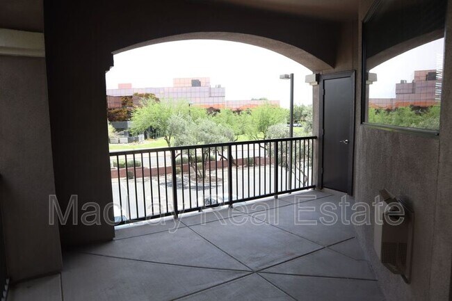 Building Photo - 11640 N Tatum Blvd