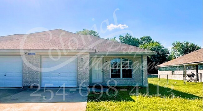 Primary Photo - 904 Crymes Ln