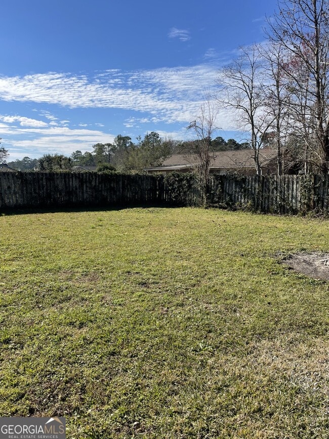 Building Photo - 403 Fairfield Ct