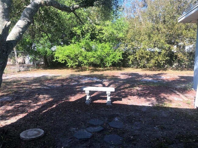 Building Photo - 905 Cherokee Cir