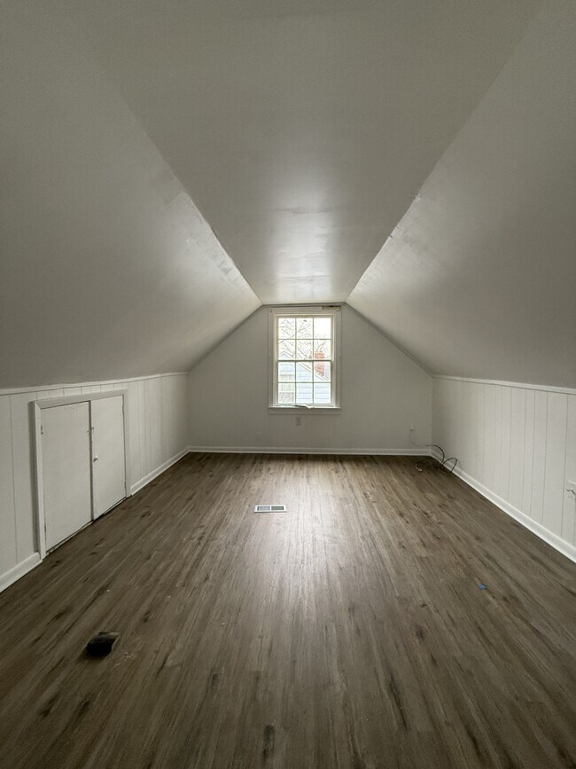 Building Photo - 3520 Cleveland Ave