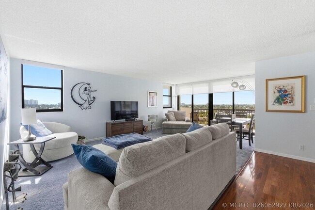 Building Photo - 1361 S Ocean Blvd