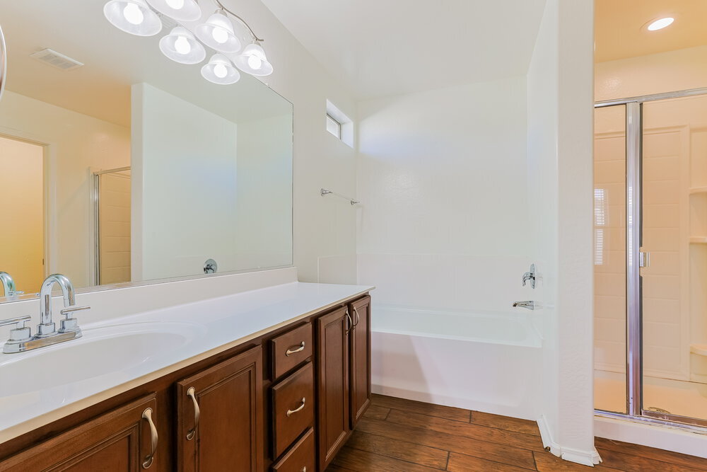 Building Photo - 1851 W Desert Canyon Dr