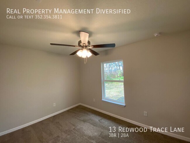 Building Photo - 13 Redwood Trace Ln