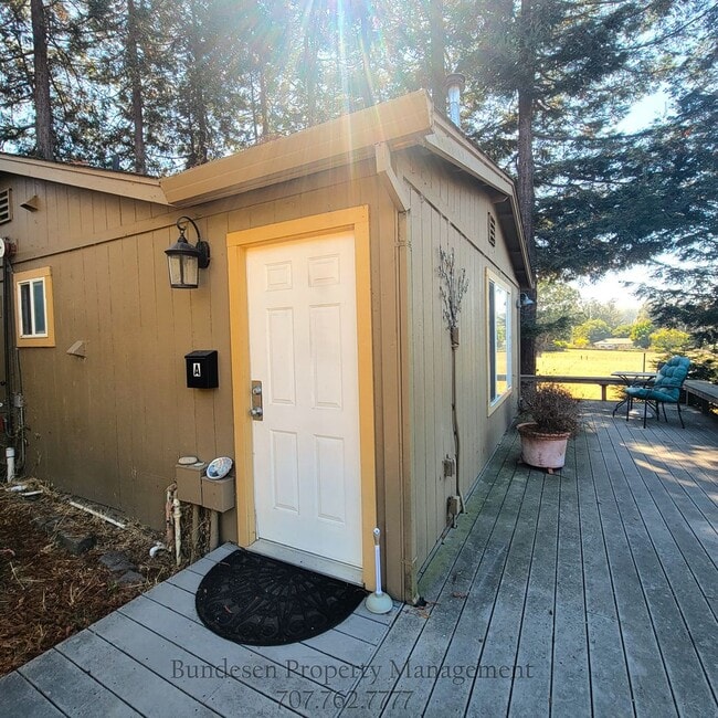 Building Photo - 4381 Bodega Ave