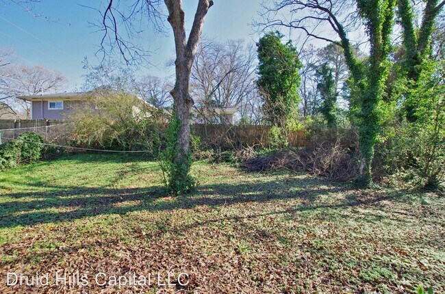 Building Photo - 3 br, 2 bath House - 1970 Columbia Dr