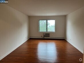 Building Photo - 102 Bellgrove Dr