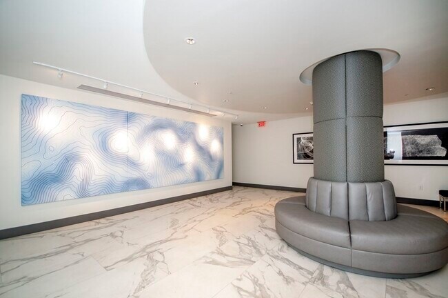 Building Photo - 8 Museum Way