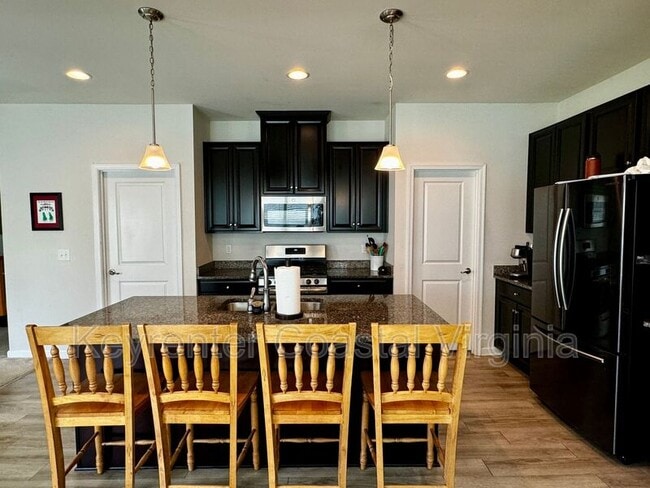 Building Photo - 104 Williamson Park Ln