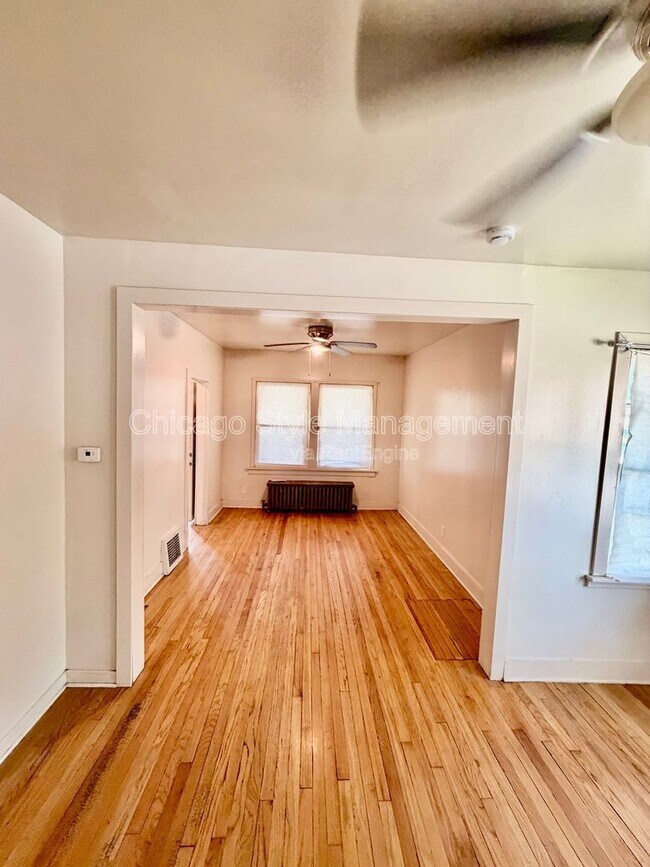 Building Photo - 1434 W 112th Pl