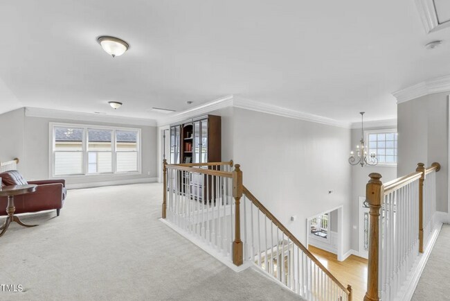 Building Photo - 1313 Legendary Ln