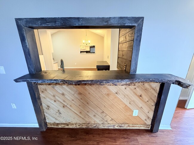 Building Photo - 14349 Courtney Woods Ln