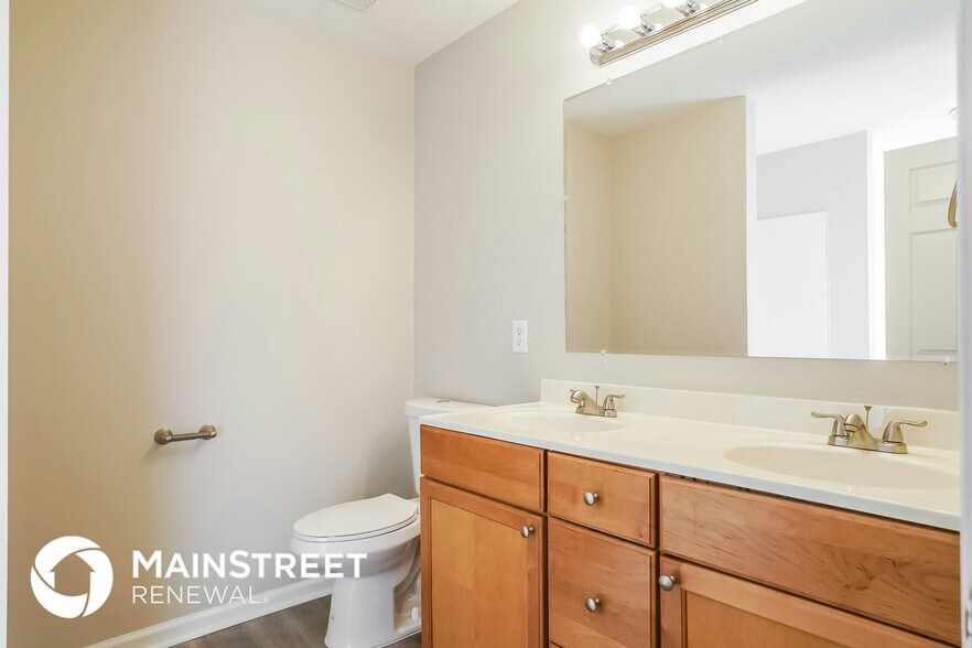 Building Photo - 5829 Wynmore Road