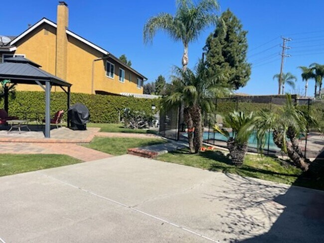 Building Photo - Beautiful single story home in Anaheim Hills. MUST SEE