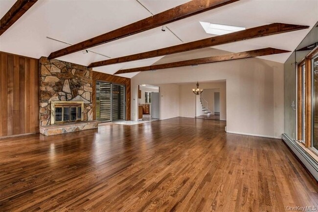 Building Photo - 36 Bevin Rd