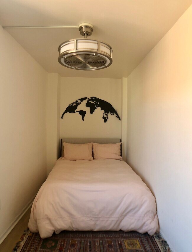 Bedroom - 1239 Vermont Ave NW