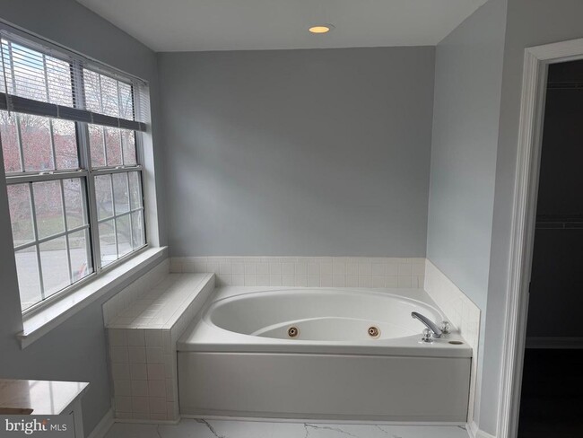 Building Photo - 3113 Eagles Nest Dr