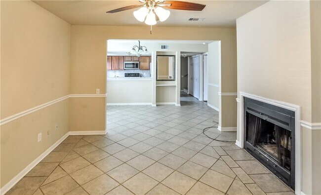 Building Photo - 1506 Lemon Tree Ln