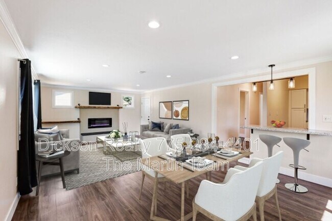 Building Photo - 309 4th St