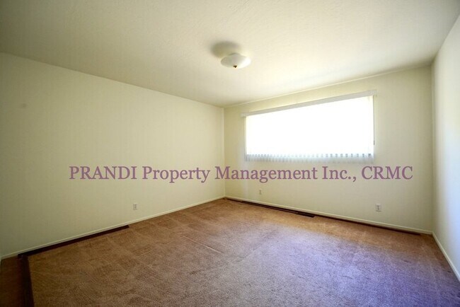 Building Photo - 151 Dominican Dr