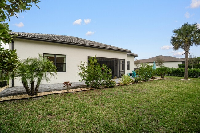 Building Photo - 8324 Pedigree Cir