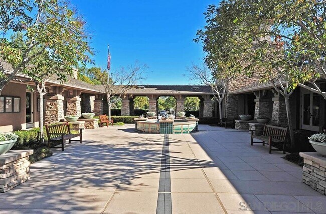 Building Photo - SAN DIEGO / SERRA MESA  - STONECREST VILLA...
