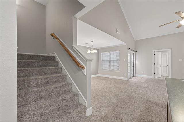 Building Photo - 512 Oakridge Dr