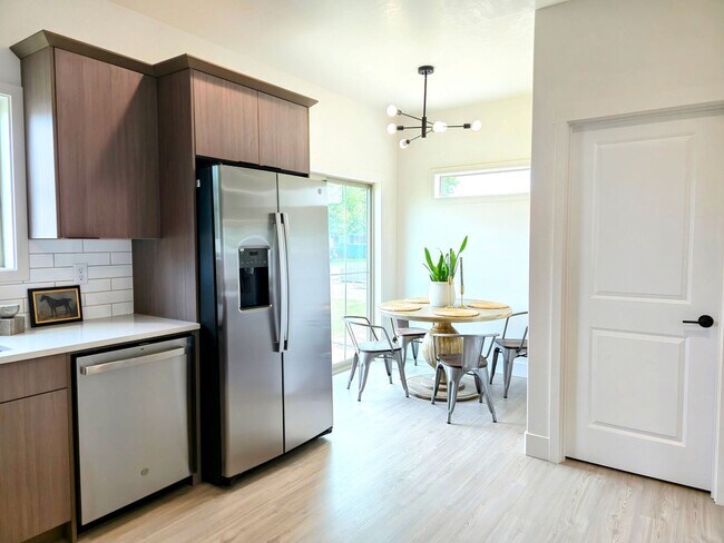 Building Photo - END UNIT- Now Leasing! Brand-New 3 Bed, 2....