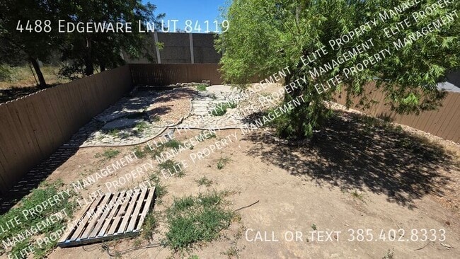 Building Photo - 4488 Edgeware Ln