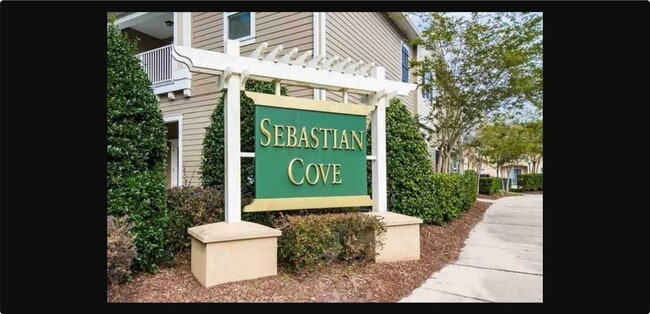 Building Photo - 1513 Golden Lake Loop