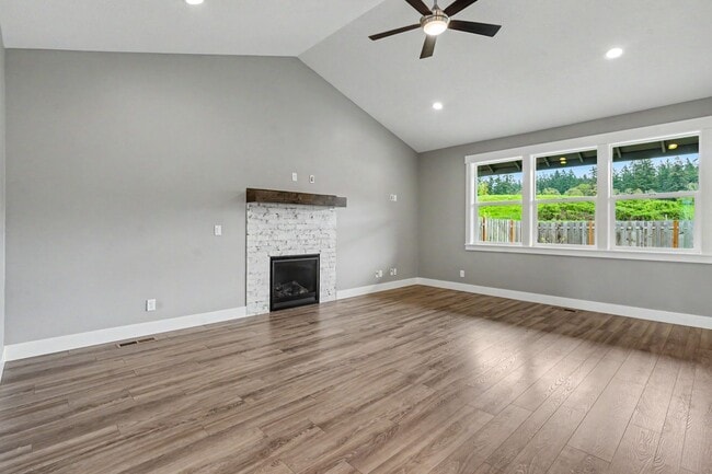 Building Photo - Fabulous 4 bed, 2 bath in Crawford Crossing - Turner, Oregon