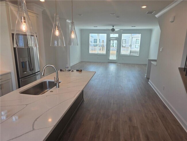 Building Photo - 5426 Howington Ct