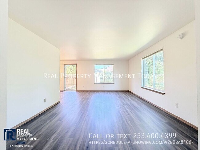 Building Photo - 1539 E 91st St