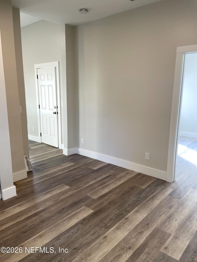 Building Photo - 62 Dumas St