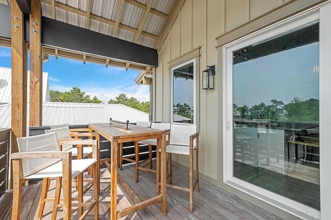 Building Photo - 45 Pine Knoll Ln