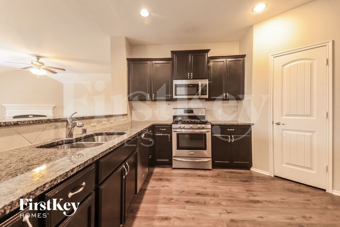 Building Photo - 1217 Lake Worth Trl
